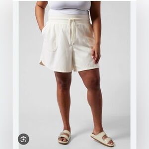 Athleta Farallon Midi Short